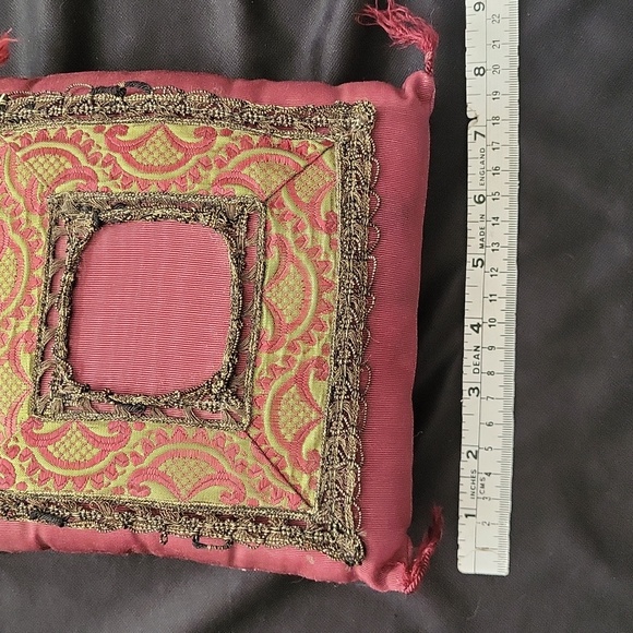 Vintage Antique Accent Pillow - Picture 2 of 3